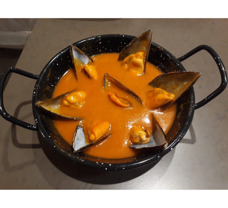 MEJILLONES EN SALSA