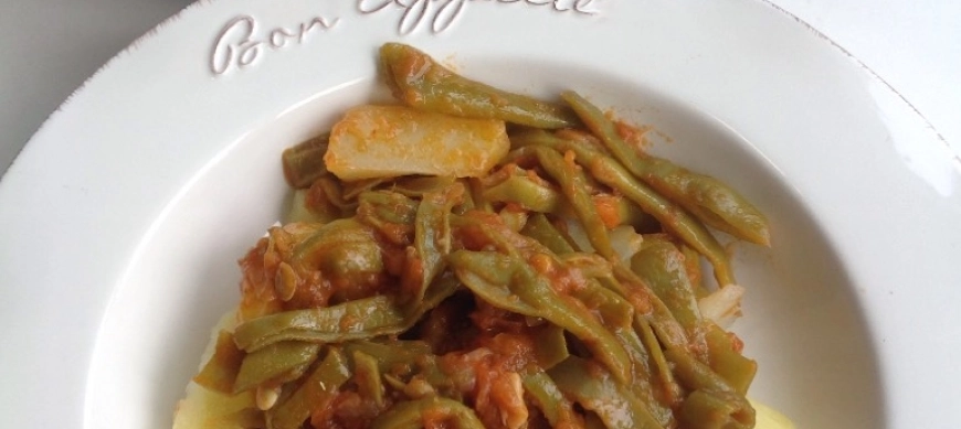Judías verdes con patatas y tomate