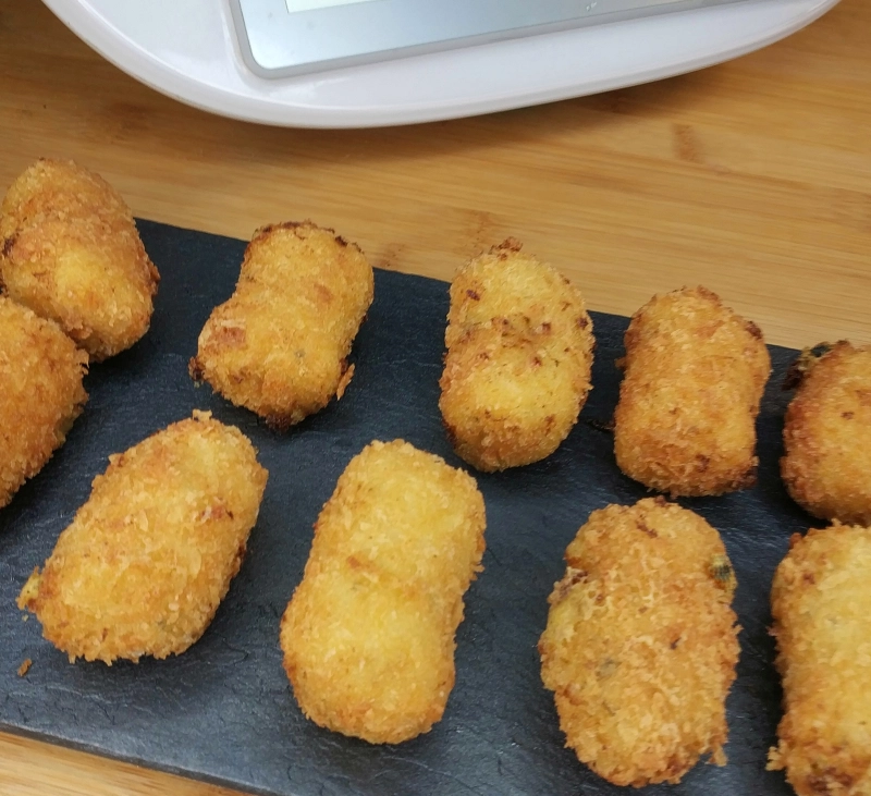 Trucos y consejos sobre "croquetas de mejillones en escabeche" con tu nueva Thermomix® para Navidad