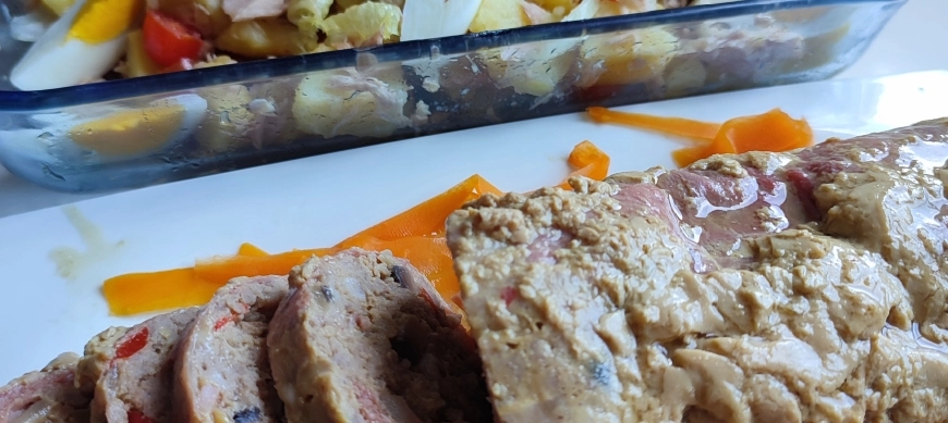 Rollo de carne y verduras y base para Periñaca